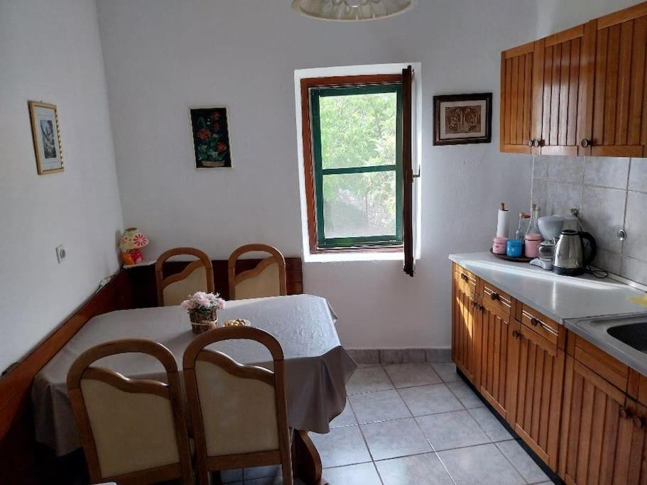 Art House Old Village Йесенице Екстериор снимка